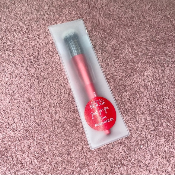 Sephora Rouge 2018 Edition Brush - Picture 3 of 5